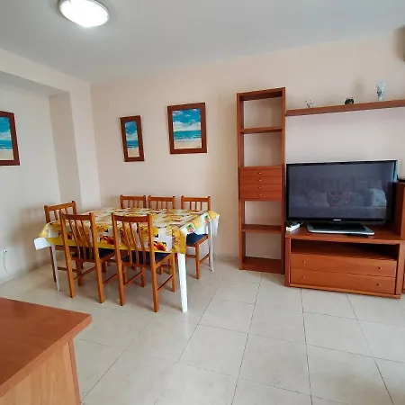 Apartment Acv - Acapulco Ii-1ª Linea Planta 6 Frontal Al Mar